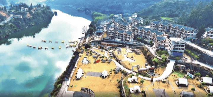 单一观光”到“全域度假”的蝶变之路不朽情缘平台九龙洞“变形记”：从“(图1)